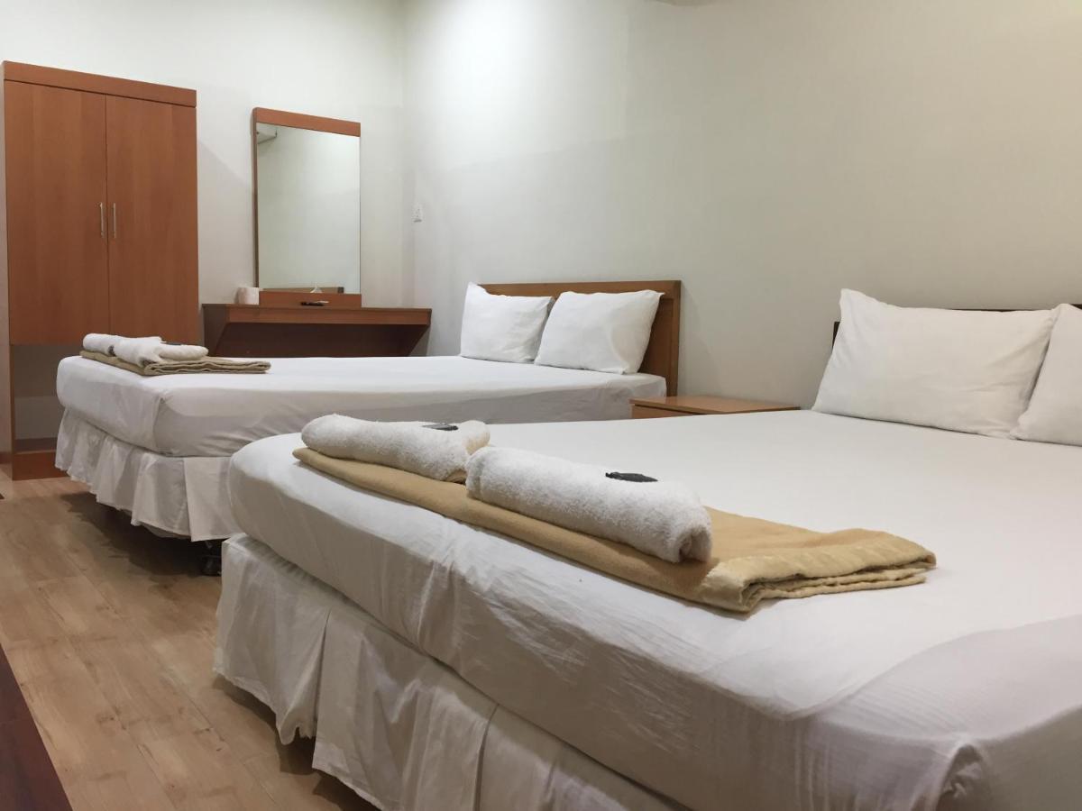 호텔 스리 말림 탄중 말림 외부 사진